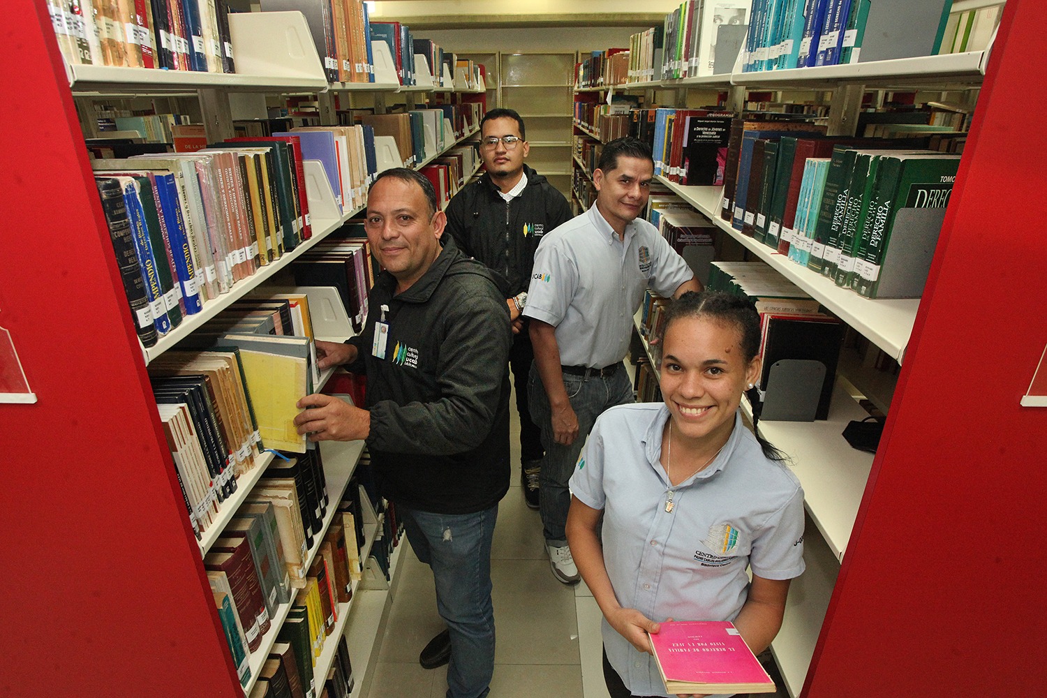 Bibliotecólogos y archivólogos UCAB (7)