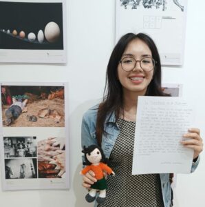 Natalia Saavedra, estudiante de la Escuela de Bibliotecología y Archivología