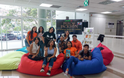 Mestizos y soñadores se reunieron en la UCAB para conversar sobre Percy Jackson 🔱