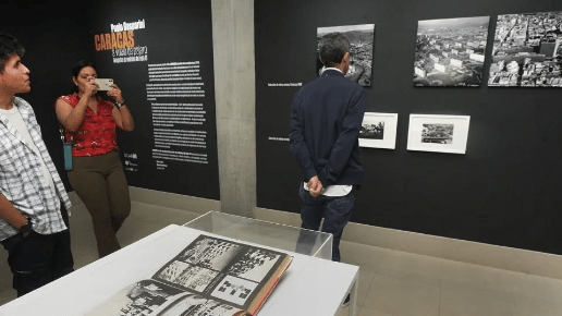 Caracas a Vuelo de Pájaro: un discurso en imágenes